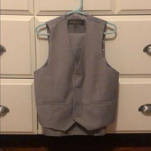 Spring Notion Boys size 5 vest and pants (gray)